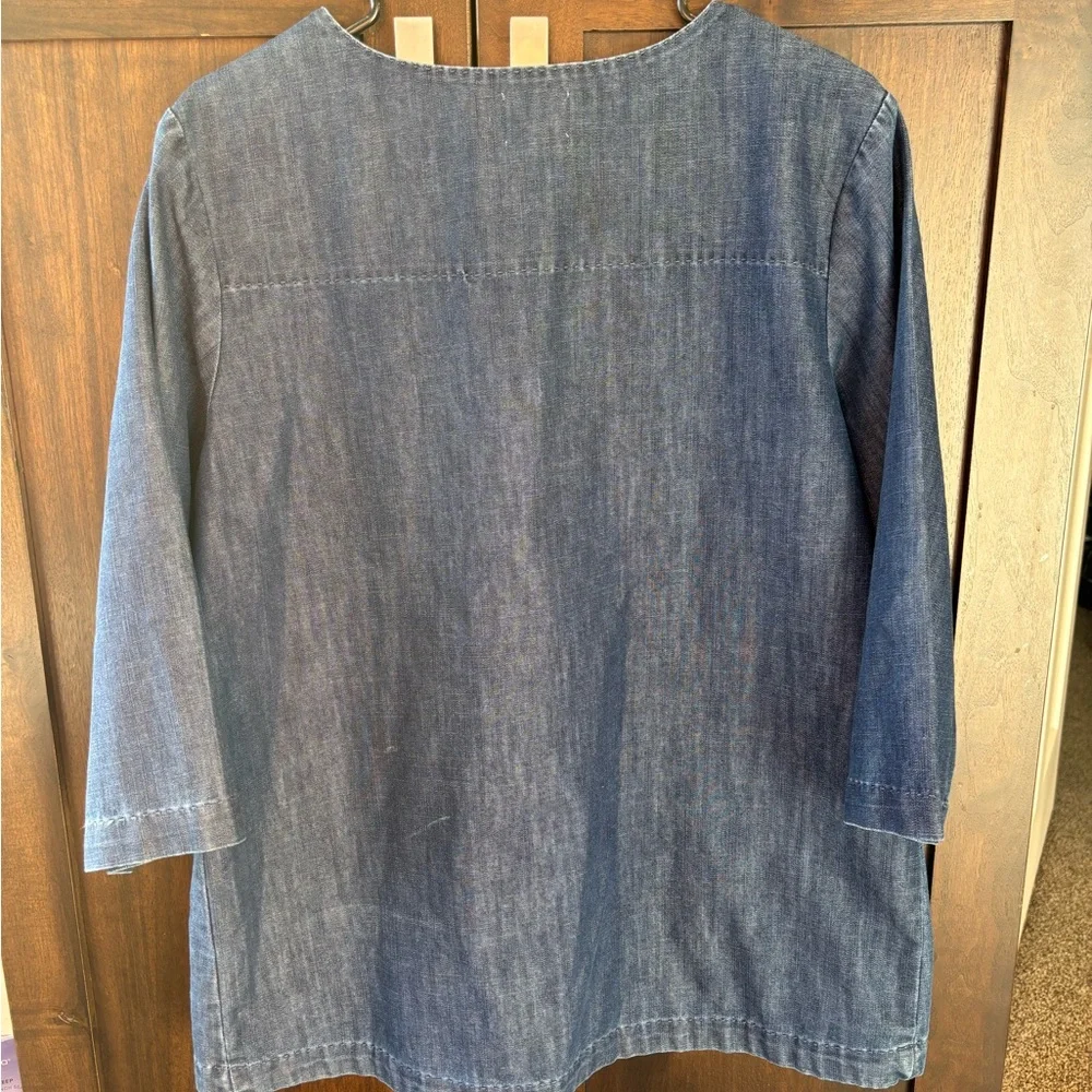 Martha Stewart Everyday Denim Top with Gold Accent - Picture 5 of 5